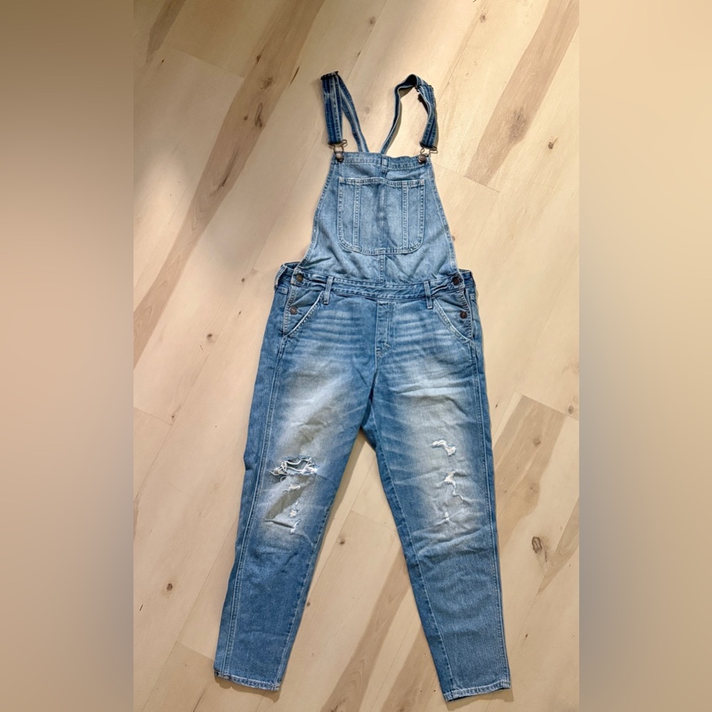 Abercrombie & Fitch cross back overalls